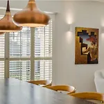 Familievilla Bij Met Prive Tuin & Parking Koksijde